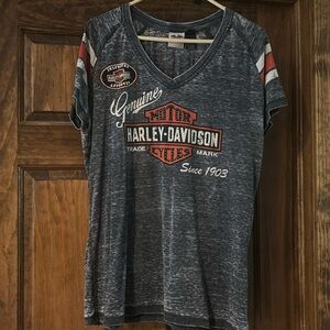 Women’s Harley Davidson shirt